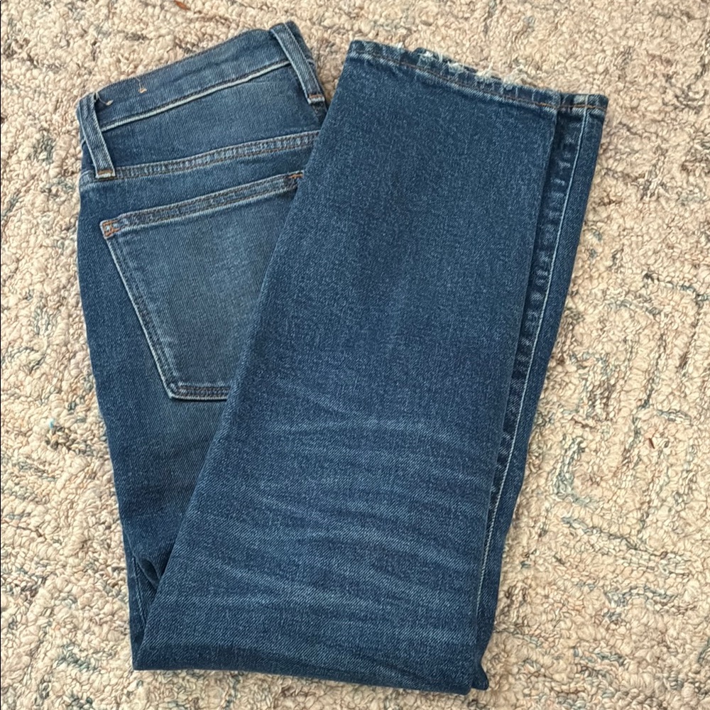 Perfect condition Madewell Mid-rise Classic Straight Jeans 24